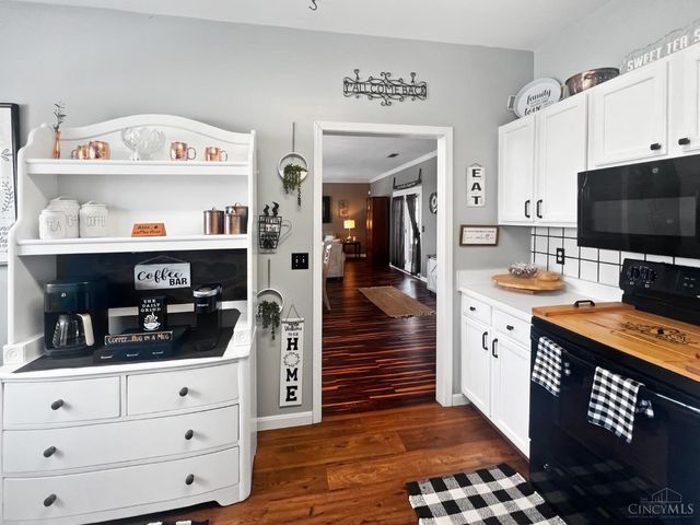 8903 Eastwind Way, West Chester, OH 45069