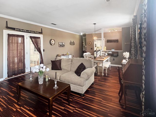 8903 Eastwind Way, West Chester, OH 45069