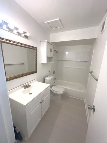 8100 Cambridge Street 75, Houston, TX 77054