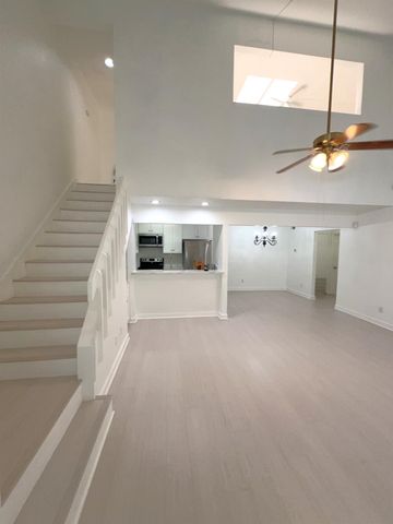 8100 Cambridge Street 75, Houston, TX 77054