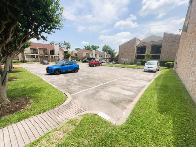 8100 Cambridge Street 75, Houston, TX 77054