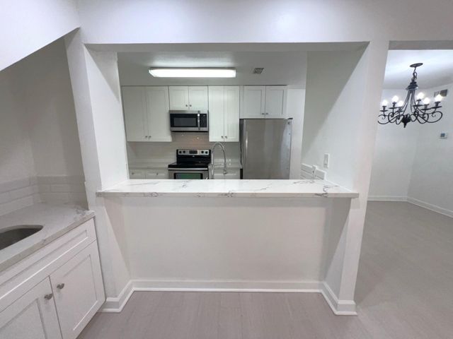 8100 Cambridge Street 75, Houston, TX 77054