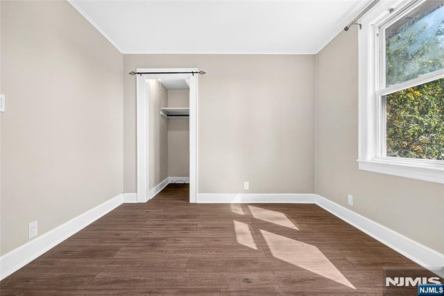 50 Oakwood Avenue, Bloomfield, NJ 07003