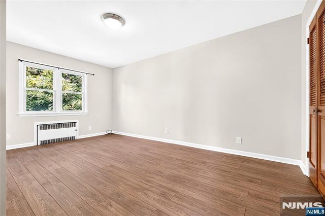 50 Oakwood Avenue, Bloomfield, NJ 07003