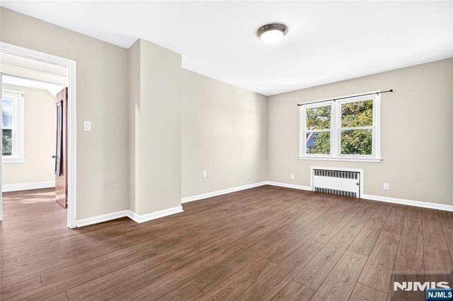 50 Oakwood Avenue, Bloomfield, NJ 07003