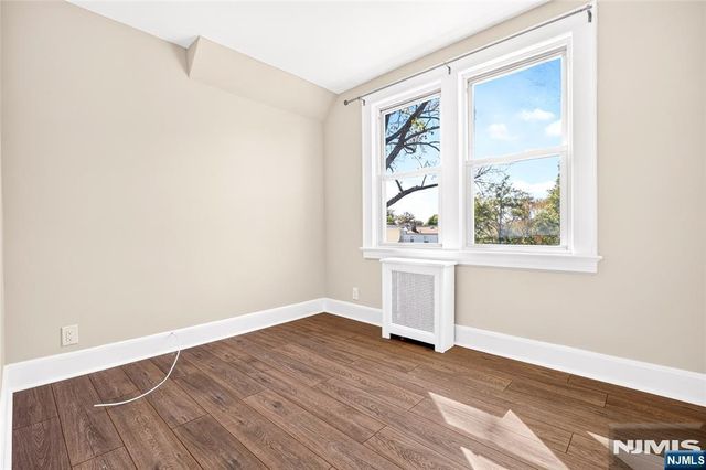 50 Oakwood Avenue, Bloomfield, NJ 07003