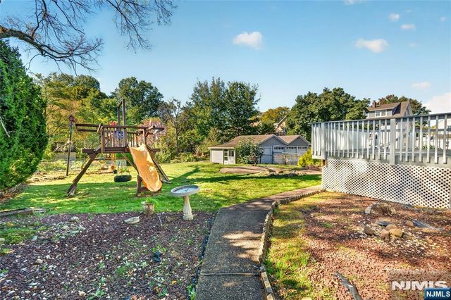 50 Oakwood Avenue, Bloomfield, NJ 07003