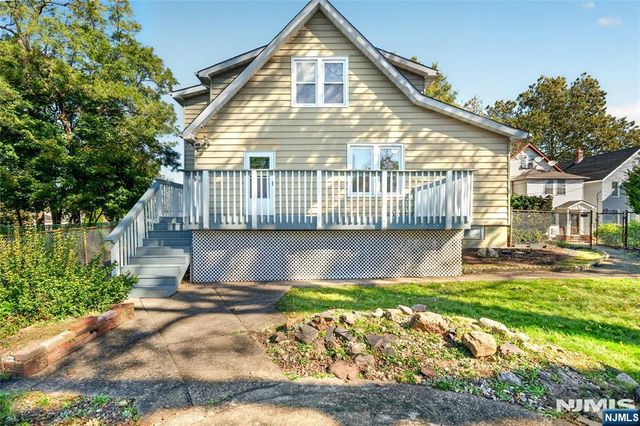50 Oakwood Avenue, Bloomfield, NJ 07003