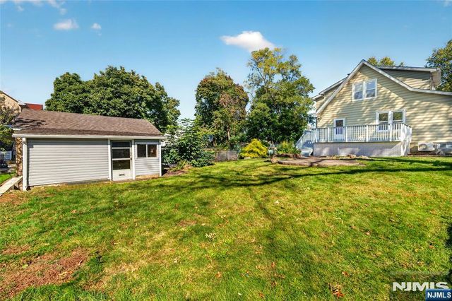 50 Oakwood Avenue, Bloomfield, NJ 07003