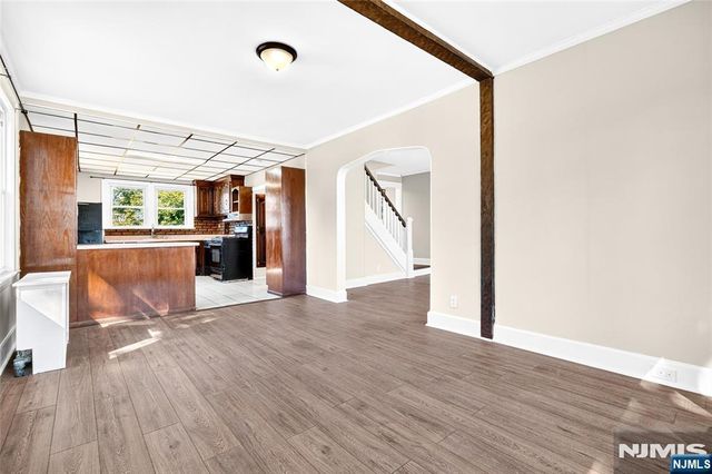 50 Oakwood Avenue, Bloomfield, NJ 07003