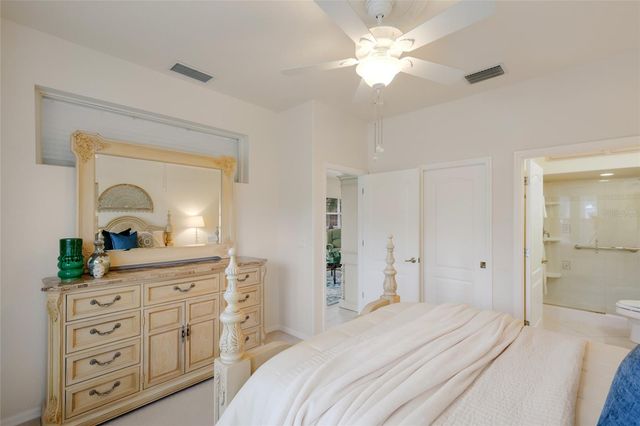 216 VISTA DEL LAGO WAY, Venice, FL 34292