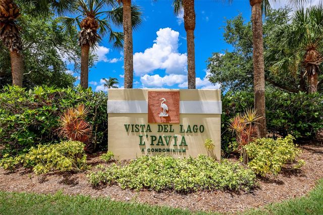 216 VISTA DEL LAGO WAY, Venice, FL 34292