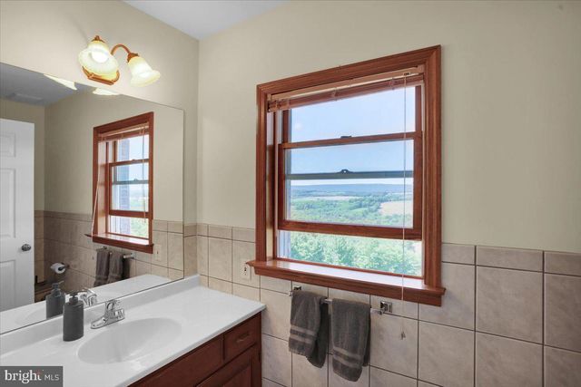 511 SUMMER HILL RD, Schuylkill Haven, PA 17972