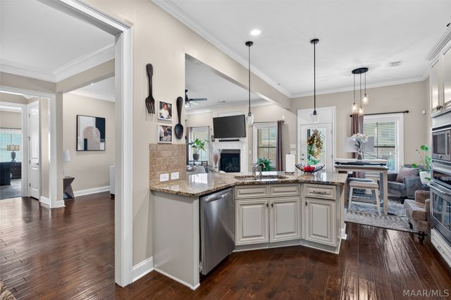 380 SYDNEY Drive S, Prattville, AL 36066