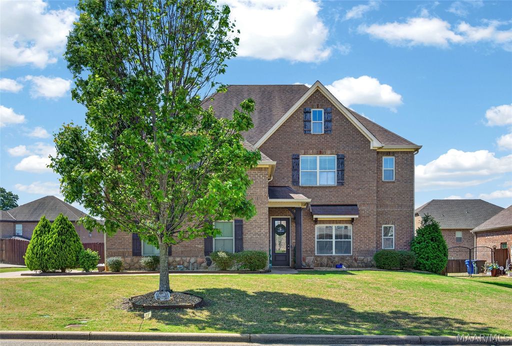 380 SYDNEY Drive S, Prattville, AL 36066