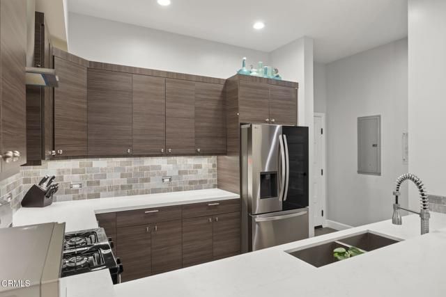 3236 Royal Oaks Drive 5, Thousand Oaks, CA 91362