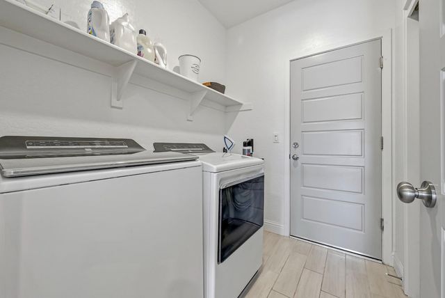 324 Huntington Avenue S, Madera, CA 93636
