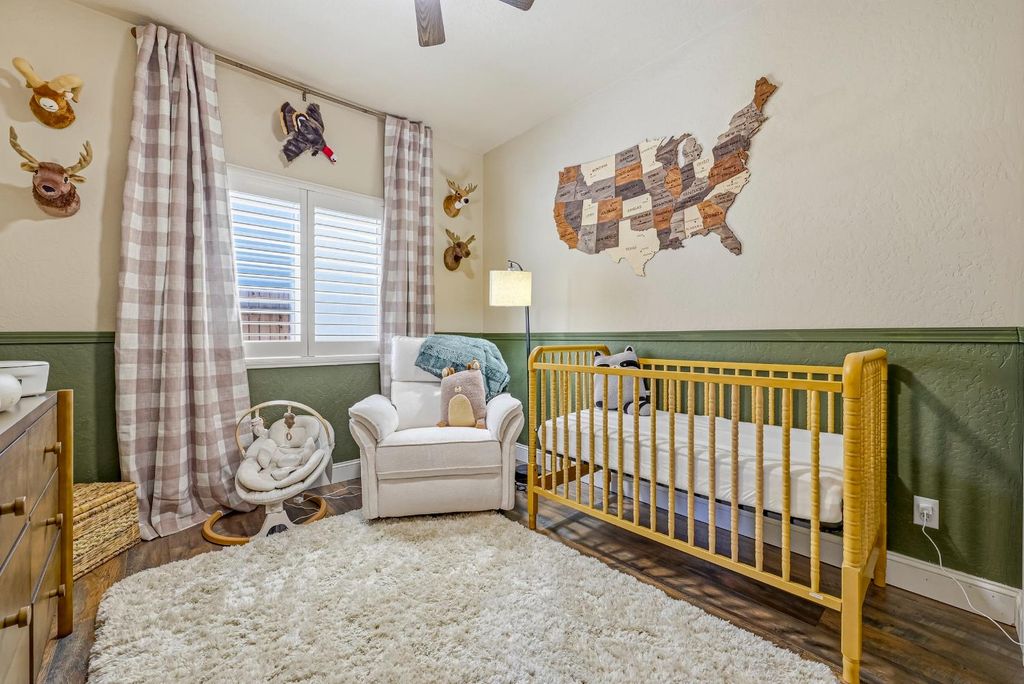 Image 18 of property listing at 324 Huntington Avenue S, Madera, CA 93636