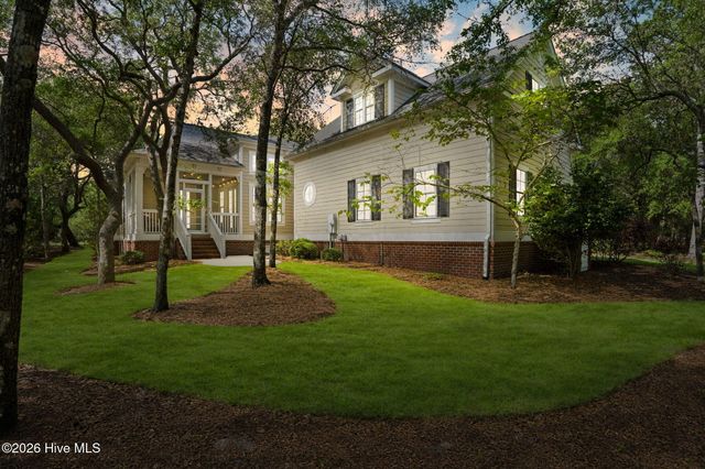 611 S Seascape Boulevard SW, Supply, NC 28462