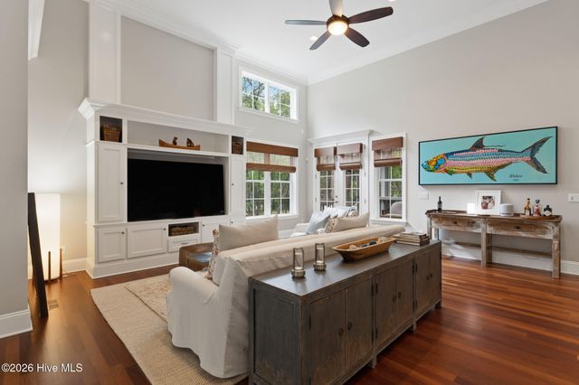611 S Seascape Boulevard SW, Supply, NC 28462