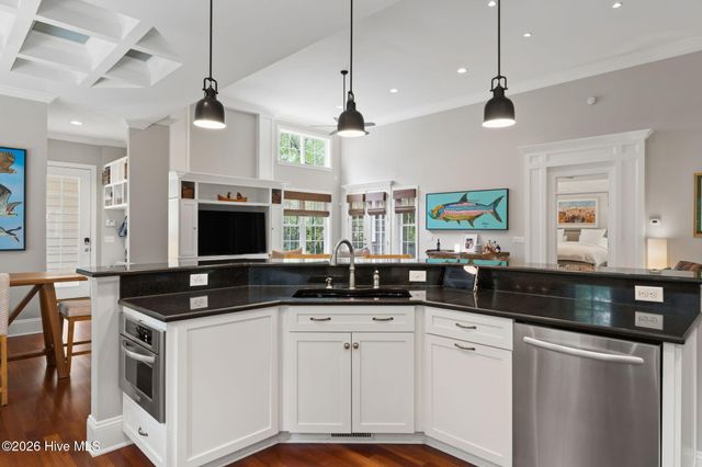 611 S Seascape Boulevard SW, Supply, NC 28462
