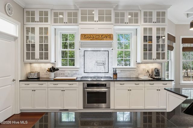 611 S Seascape Boulevard SW, Supply, NC 28462