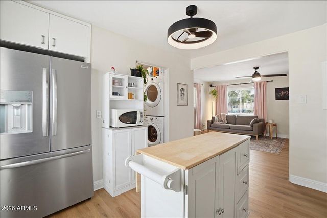 2134 W Mitchell Drive, Phoenix, AZ 85015