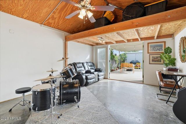 2134 W Mitchell Drive, Phoenix, AZ 85015