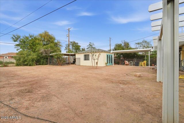 2134 W Mitchell Drive, Phoenix, AZ 85015