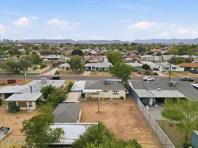 2134 W Mitchell Drive, Phoenix, AZ 85015