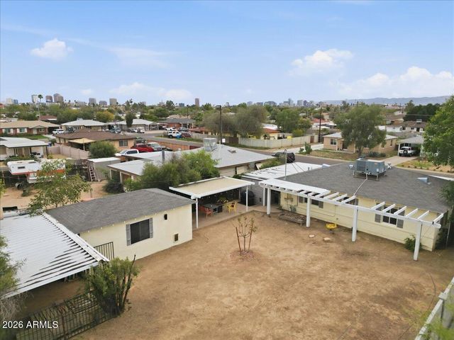 2134 W Mitchell Drive, Phoenix, AZ 85015