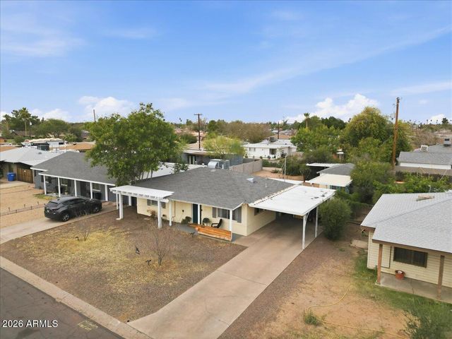 2134 W Mitchell Drive, Phoenix, AZ 85015