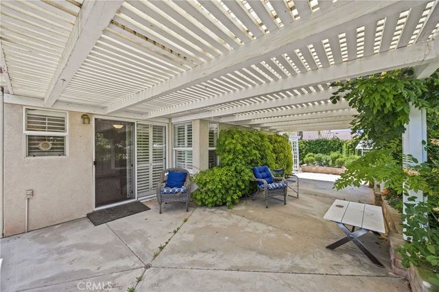 40311 Via Ambiente, Murrieta, CA 92562