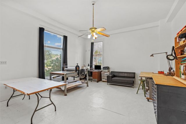 3625 Avenue O, Galveston, TX 77550