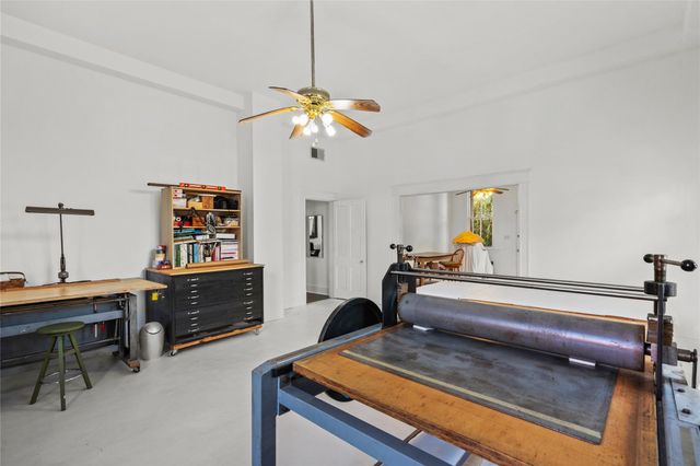 3625 Avenue O, Galveston, TX 77550