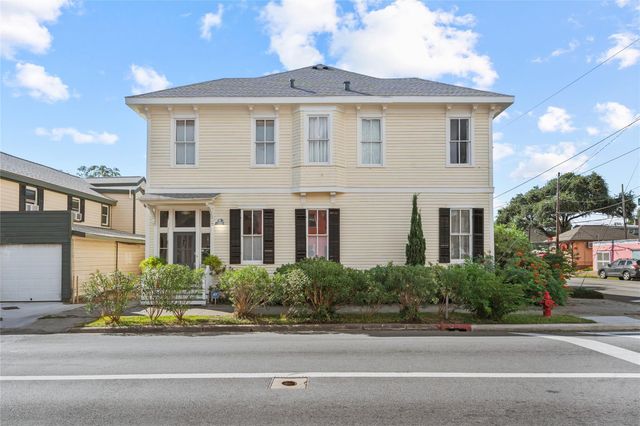 3625 Avenue O, Galveston, TX 77550