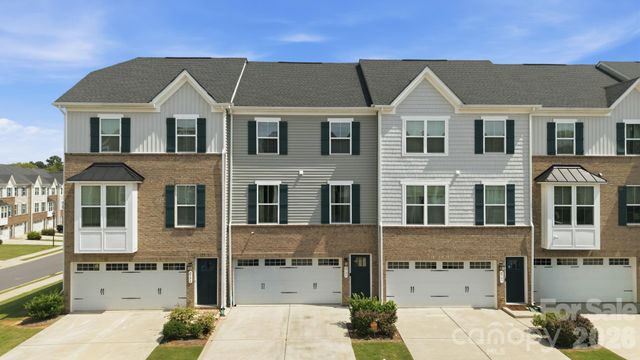 2595 Grantham Place Drive 111, Fort Mill, SC 29715