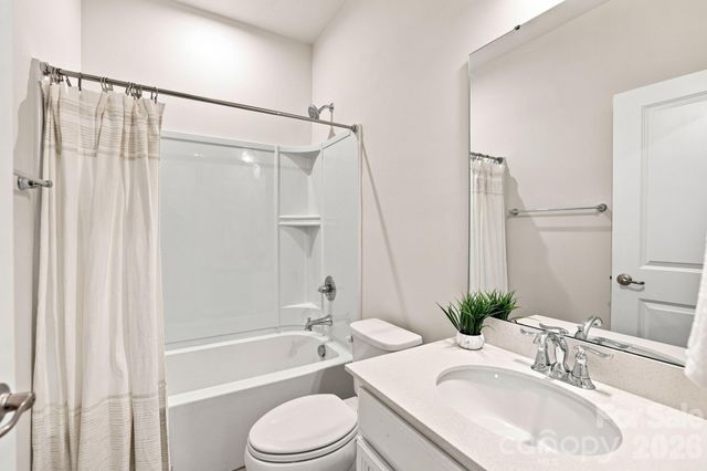 2595 Grantham Place Drive 111, Fort Mill, SC 29715