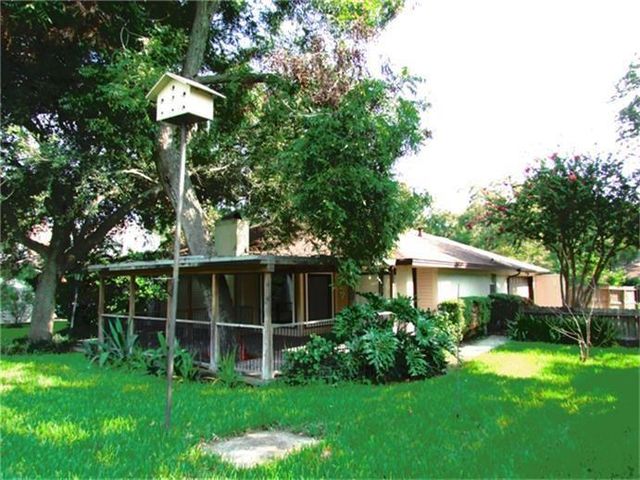 2212 S Belmont Drive, Richmond, TX 77469