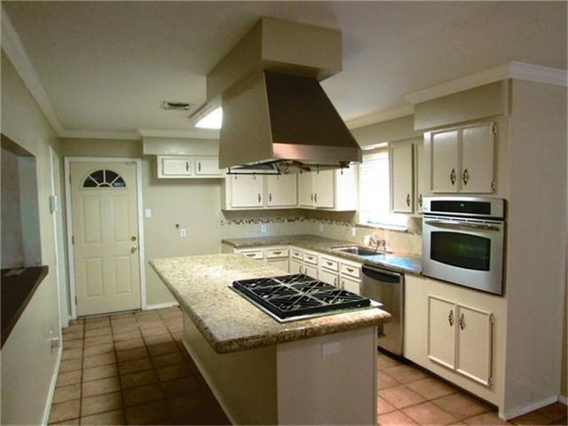 2212 S Belmont Drive, Richmond, TX 77469