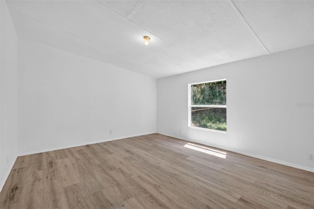 2630 COUNTY ROAD 426C, Lake Panasoffkee, FL 33538