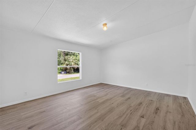2630 COUNTY ROAD 426C, Lake Panasoffkee, FL 33538