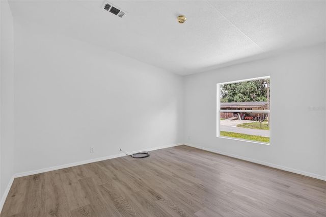 2630 COUNTY ROAD 426C, Lake Panasoffkee, FL 33538