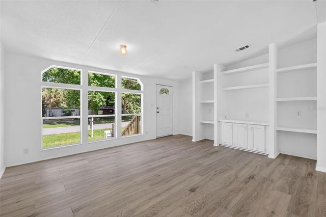 2630 COUNTY ROAD 426C, Lake Panasoffkee, FL 33538
