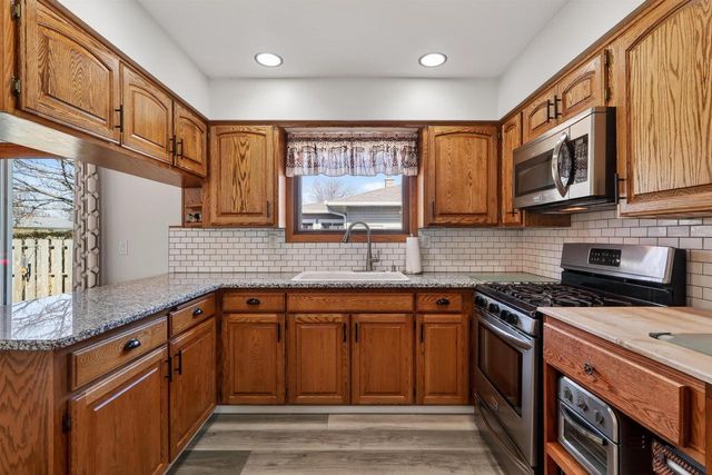 1541 E G STREET, Wisconsin Rapids, WI 54494