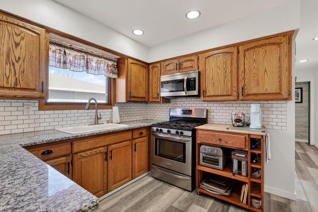 1541 E G STREET, Wisconsin Rapids, WI 54494