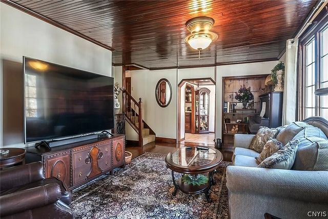 85 Center Street, Constantia, NY 13042