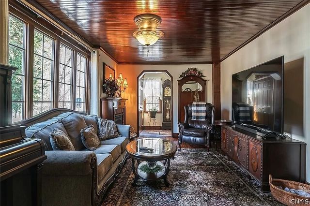 85 Center Street, Constantia, NY 13042