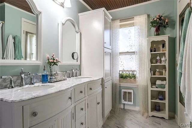 85 Center Street, Constantia, NY 13042