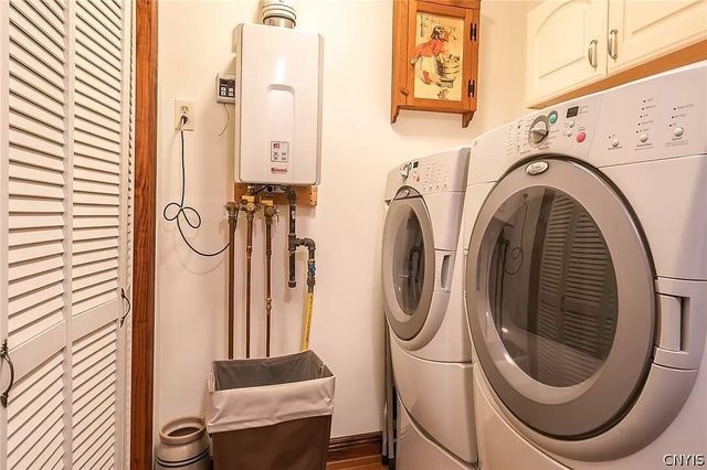 85 Center Street, Constantia, NY 13042